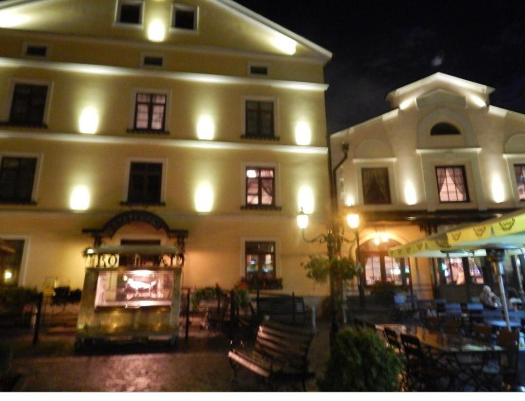 Апартаменти Центр Площа Митна Lviv Ngoại thất bức ảnh